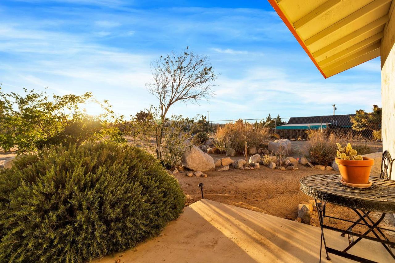 Dez-Art Retreat Villa Yucca Valley Exterior foto