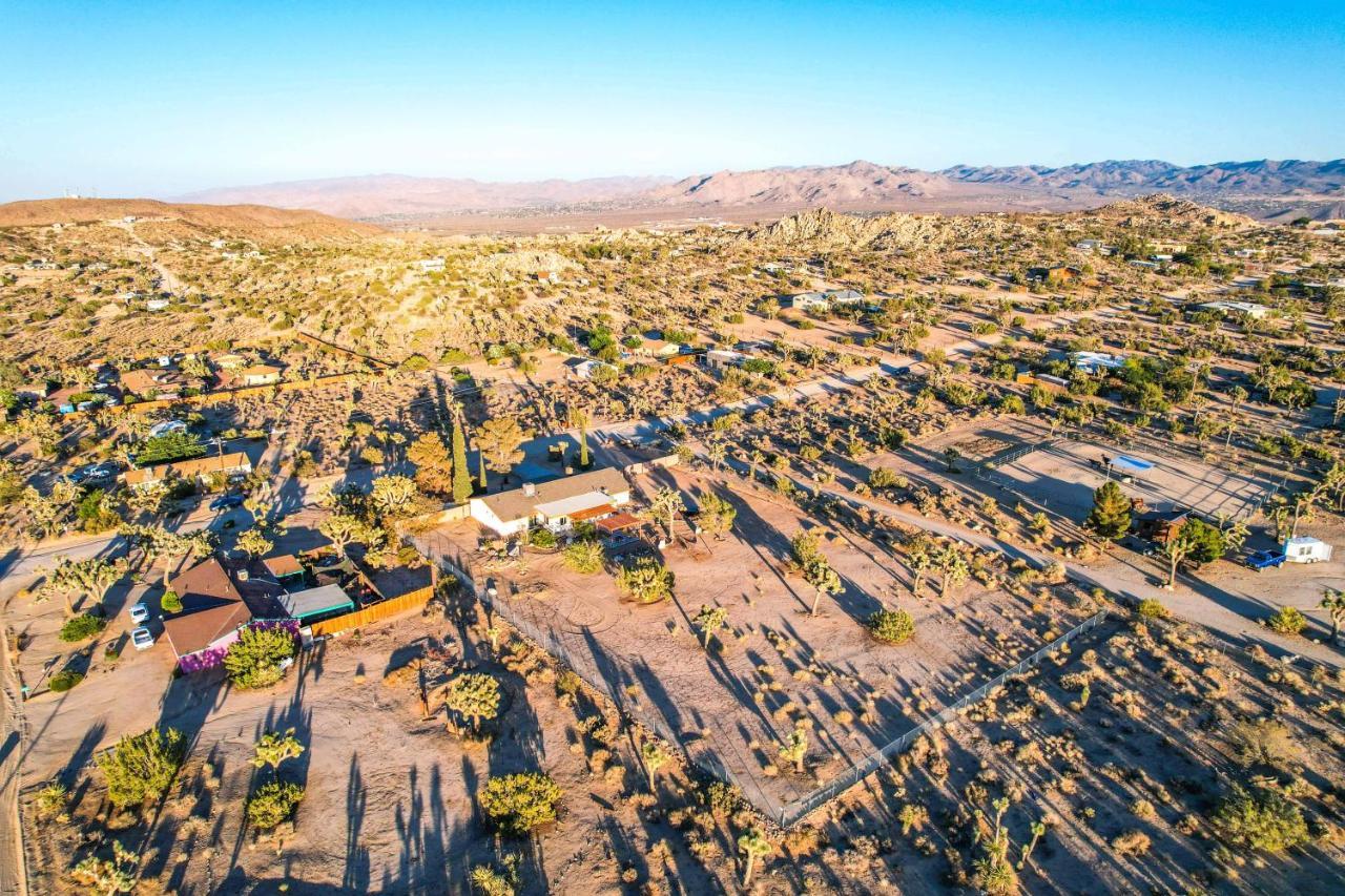 Dez-Art Retreat Villa Yucca Valley Exterior foto